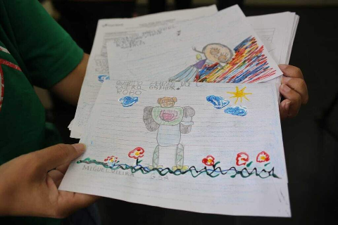 Campanha Papai Noel dos Correios abre com 5,7 mil cartas em MS