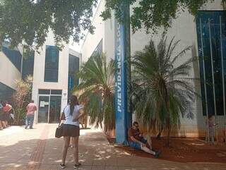 &ldquo;Falta de respeito&rdquo;: moradora reclama de longa espera em mutir&atilde;o do INSS