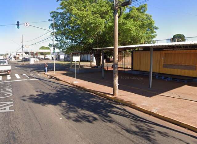 Comerciante &eacute; baleado nas costas ao sair de lanchonete na Avenida Guaicurus