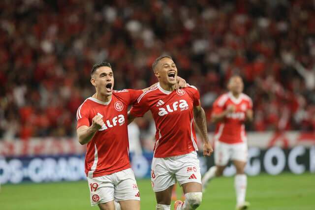 Internacional leva gol nos acr&eacute;scimos e empata com o Bahia no Beira-Rio