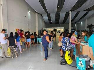 Lojistas transformam Centro em shopping a céu aberto para cobrar revitalização Lojistas transformam Centro em shopping a céu aberto para cobrar revitalização