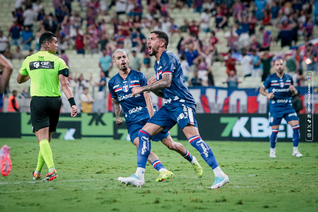 Fortaleza empata com Gr&ecirc;mio em jogo tenso e cheio de cart&otilde;es