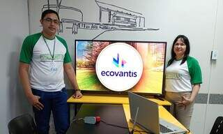 Jovens do IFMS criam lixeira que recompensa reciclagem