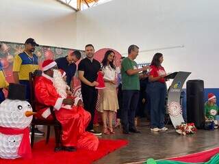 Correios lan&ccedil;a campanha de Natal e crian&ccedil;a pede 1 ano de coxinha de presente