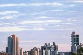 MS ter&aacute; sol forte e risco de pancadas de chuva r&aacute;pidas nesta segunda-feira