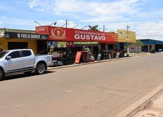 Diversificado, com&eacute;rcio em bairro cresce no mesmo ritmo da onda de furtos