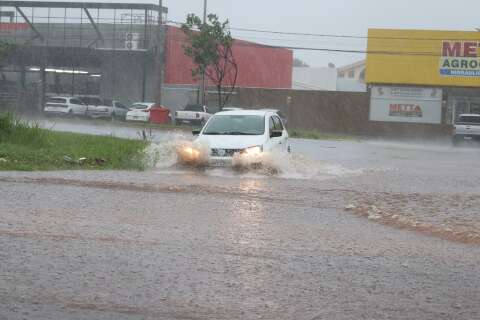 Risco de temporal coloca Campo Grande em Alerta Laranja a partir de quarta