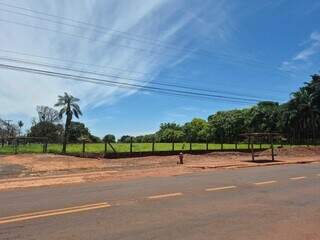 Condom&iacute;nios de casas em frente &agrave; UCDB ter&atilde;o 1,2 mil moradores