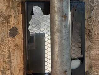 Est&aacute;dio Municipal de Bonito tem toda fia&ccedil;&atilde;o furtada por v&acirc;ndalos