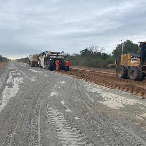 Estiagem acelera pavimenta&ccedil;&atilde;o da Rota Bioce&acirc;nica no Chaco paraguaio
