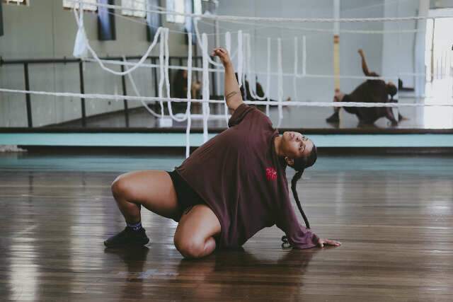 C&oacute;digo Gen&eacute;tico &eacute; espet&aacute;culo gratuito que explora mem&oacute;rias do corpo negro