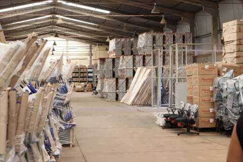 Com armaz&eacute;m cheio, Estado se prepara para abastecer escolas em 2026