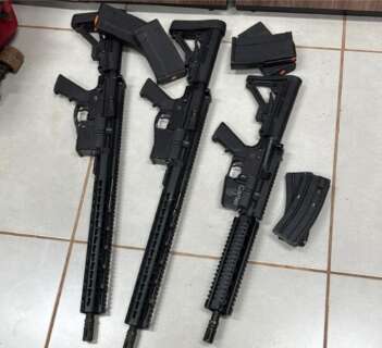 Preso com fuzis teme a morte e segue com pris&atilde;o mantida na fronteira