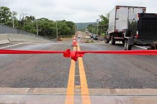 Viaduto com investimento privado &eacute; inaugurado ap&oacute;s 1 ano e meio de obras
