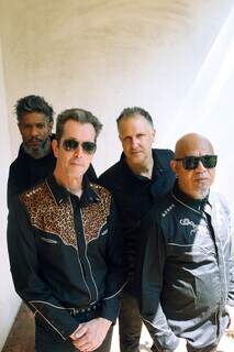 &Eacute;rica Esp&iacute;ndola abre festival de rock para Lob&atilde;o Power Trio no Araruna Fest