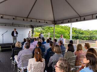 Plaenge entrega viaduto do Jd Veraneio e refor&ccedil;a parceria p&uacute;blico-privada