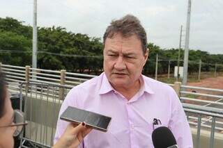 Sisep promete programa de recapeamento e reconhece lentid&atilde;o no tapa-buracos