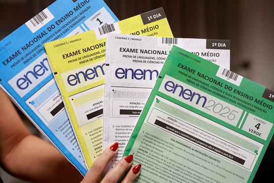 Gabaritos do 1&ordm; dia do Enem 2025 j&aacute; podem ser consultados no portal do Inep