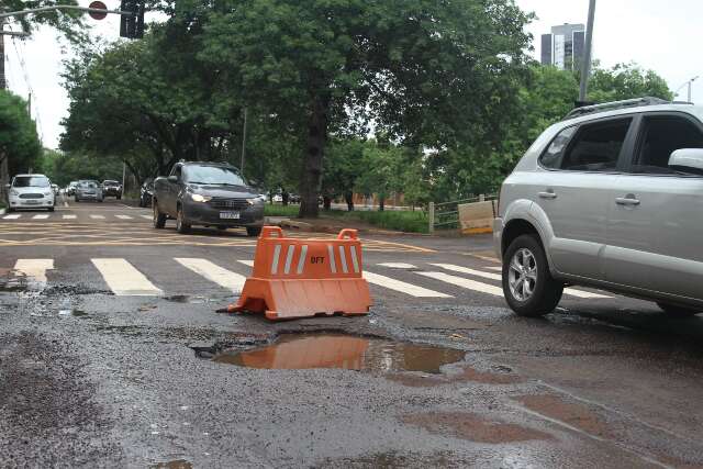 Sisep promete programa de recapeamento e reconhece lentid&atilde;o no tapa-buracos
