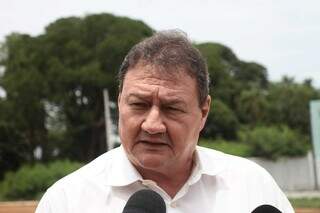 Limpeza avan&ccedil;a, mas recupera&ccedil;&atilde;o de asfalto depende de tempo firme