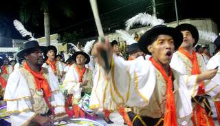 Escolas de samba de Corumbá aceleram preparativos com liberação de verba Escolas de samba de Corumbá aceleram preparativos com liberação de verba