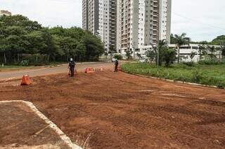 &quot;N&atilde;o foi inesperado&quot;, diz engenheiro sobre rompimento do asfalto na Rachid Neder