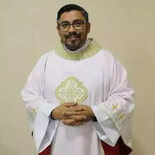 Diocese organiza programação de despedida para padre assassinado em Dourados Diocese organiza programação de despedida para padre assassinado em Dourados