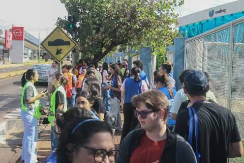 Confira hor&aacute;rios, o que levar e conte&uacute;dos do segundo dia de Enem