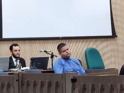 Acusado de esconder arma usada em homic&iacute;dio tem processo suspenso por 2 anos