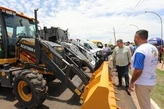 Riedel entrega obras e anuncia R$ 22 milhões em investimentos na região norte Riedel entrega obras e anuncia R$ 22 milhões em investimentos na região norte