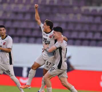 Com 5 candidatos e 3 vagas, veja o que cada time precisa para subir &agrave; S&eacute;rie A