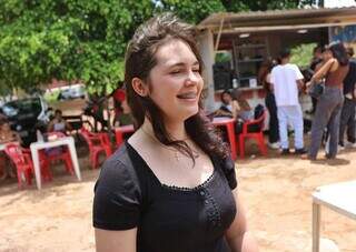 Jovens enfrentam o dia mais técnico do Enem com confiança, oração e óleo ungido Jovens enfrentam o dia mais técnico do Enem com confiança, oração e óleo ungido