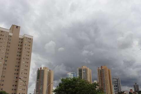 MS entra em alerta m&aacute;ximo por tempestade com risco de granizo e ventos fortes