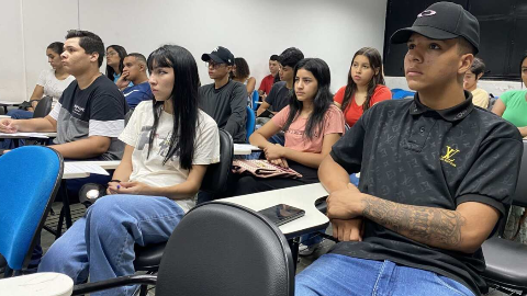 Confira workshops gratuitos de orat&oacute;ria e aperfei&ccedil;oamento de c&iacute;lios