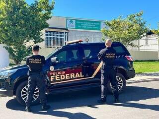 Juiz nega bloqueio, mas mantém ação contra servidores que trabalhavam 5 minutos Juiz nega bloqueio, mas mantém ação contra servidores que trabalhavam 5 minutos