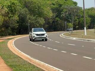 Teste: Fiat Fastback T200 Hybrid vale a pena?