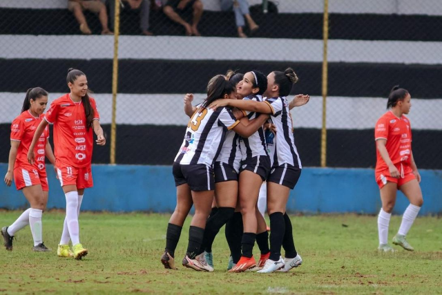 Corumbaense empata com Pantanal na ponta do Estadual Feminino