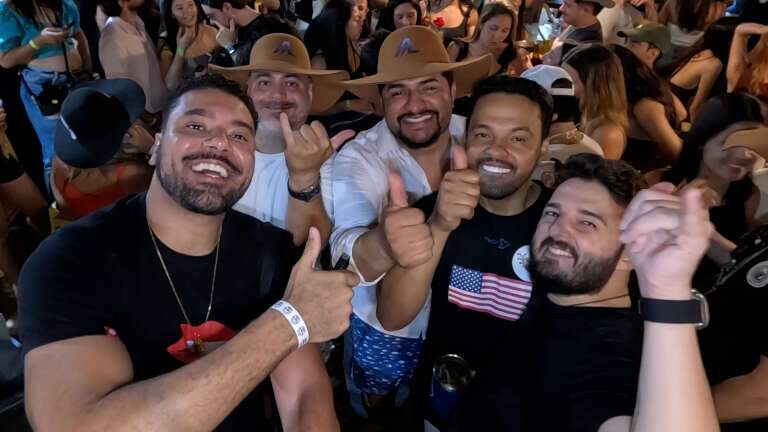 Com VH e Alexandre, Moda de Domingo vira palco nacional de modão