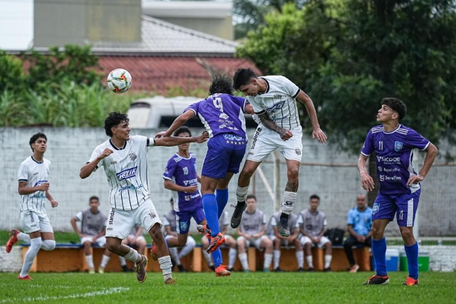 Oper&aacute;rio e N&aacute;utico vencem fora e ficam perto da final do Sub-17 estadual