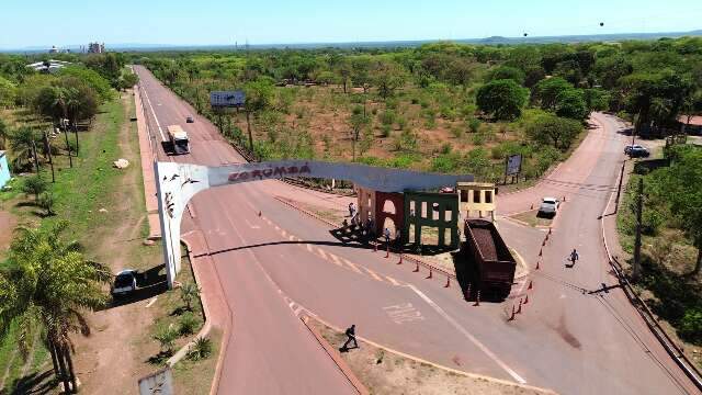 Constru&iacute;do em Lad&aacute;rio, portal de Corumb&aacute; deve ser demolido e ganhar novo visual