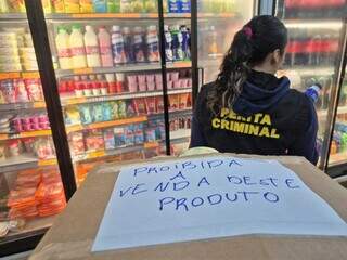 Pai de ex-secretário é preso por comandar fábrica clandestina de iogurte Pai de ex-secretário é preso por comandar fábrica clandestina de iogurte