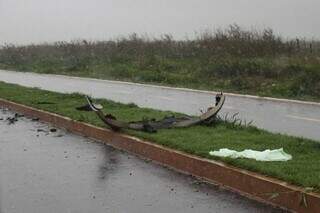 Motociclista morre após batida violenta com carro na Av. Wilson Paes de Barros Motociclista morre após batida violenta com carro na Av. Wilson Paes de Barros