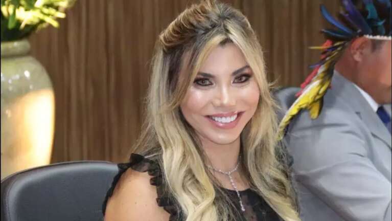 Vice-prefeita é flagrada com maconha e diretor de hospital preso com arma