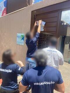 Comunidade que recebe recursos públicos para acolhimento é interditada Comunidade que recebe recursos públicos para acolhimento é interditada