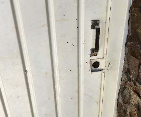 Ladr&otilde;es invadem casa de m&eacute;dico e d&atilde;o preju&iacute;zo de R$ 80 mil 