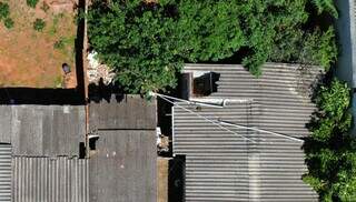 Ladr&atilde;o com 180 passagens policiais &eacute; achado dentro de caixa d&rsquo;&aacute;gua no Tarum&atilde;