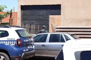 Ladr&atilde;o com 180 passagens policiais &eacute; achado dentro de caixa d&rsquo;&aacute;gua no Tarum&atilde;