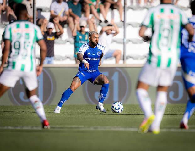 Kaio Jorge marca duas vezes e Cruzeiro busca empate contra o Juventude