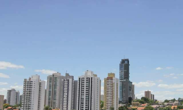 Fim de semana come&ccedil;a com sol, mas chuva pode atingir parte de MS