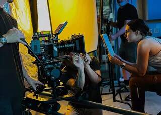 Campo-grandense est&aacute; em filme nos EUA com Alessandra Negrini